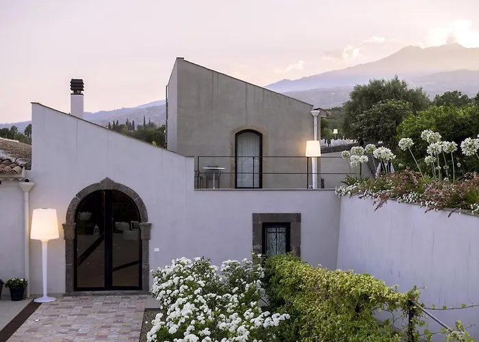Tale Restaurant & Suite